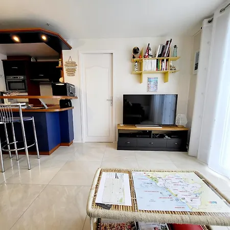 Appartamento Moderne Au Centre-ville, 150m Plage, Wifi, Confort Idéal Pour Familles - Fr-1-92-876