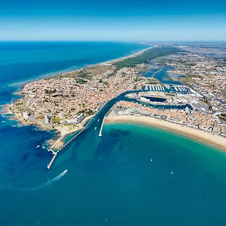 Moderne Au Centre-ville, 150m Plage, Wifi, Confort Ideal Pour Familles - Fr-1-92-876 Apartment Les Sables-d'Olonne