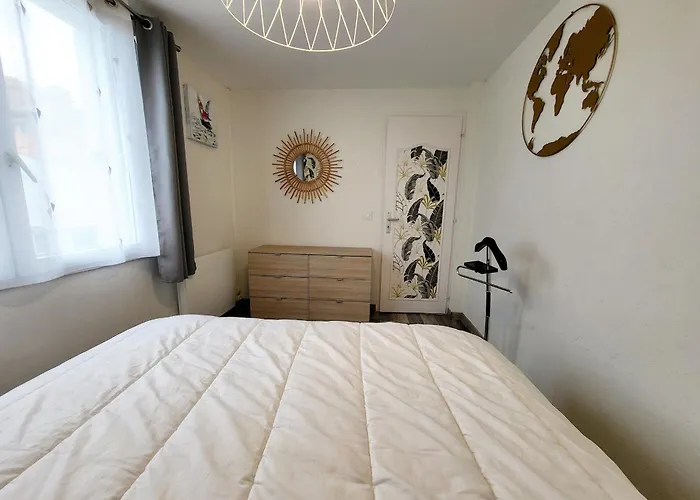 Moderne Au Centre-ville, 150m Plage, Wifi, Confort Idéal Pour Familles - Fr-1-92-876 Appartamento Les Sables-dʼOlonne